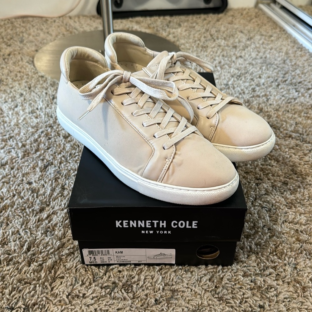 Kenneth Cole New York KAM Sneaker In Bone